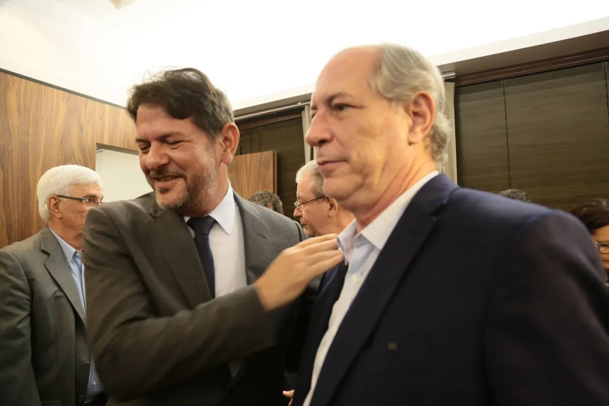 Cid e Ciro Gomes vivem instabilidade na relação desde que discordaram em decisões do PDT cearense