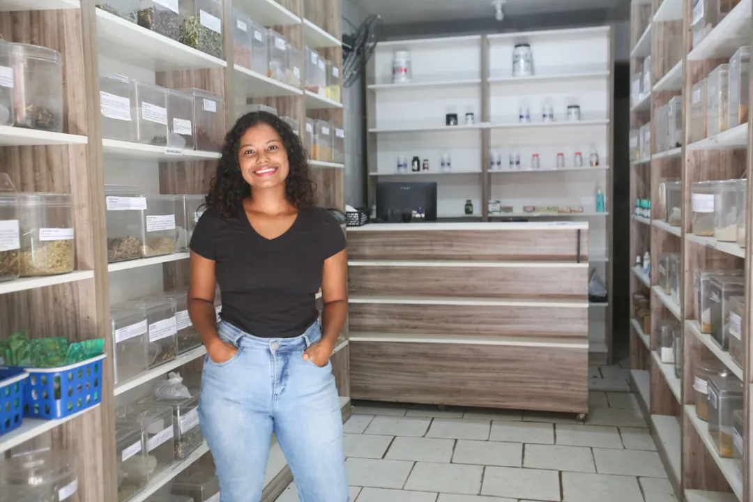 Em meio à pandemia, Jaíne abriu loja de produtos naturais