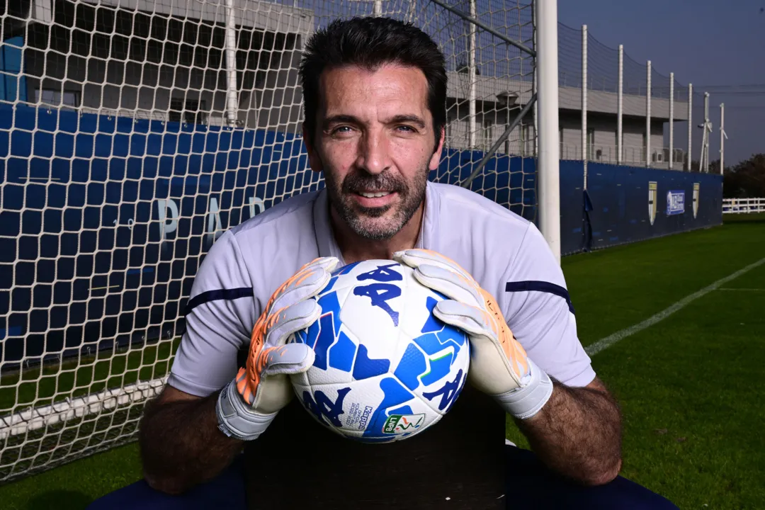 Buffon tem o recorde de jogos pela seleção italiana (176, entre 1997 e 2018)
