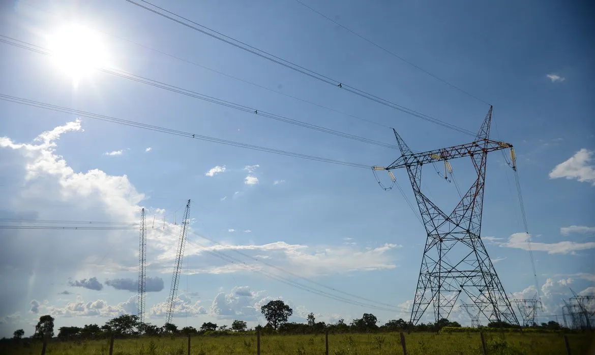 Sabe-se que 26 unidades federativas brasileiras, além do Distrito Federal, foram impactadas de alguma forma