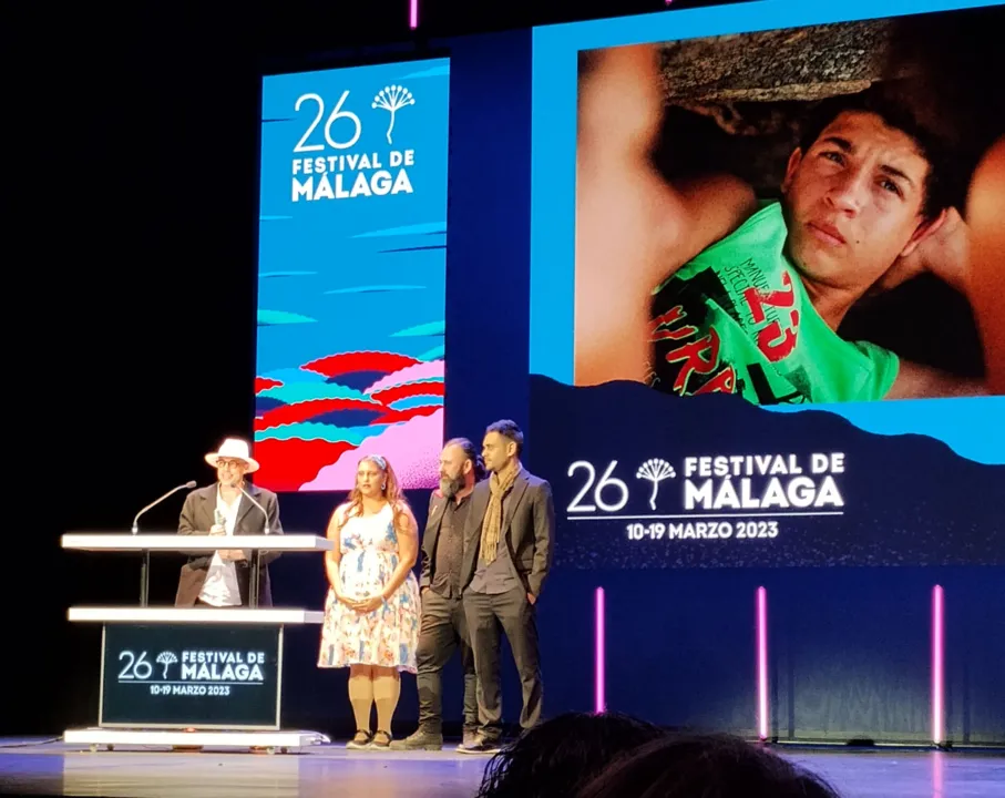 Haroldo (de chapéu) e equipe no festival de Málaga (Espanha): rodando pelo mundo afora
