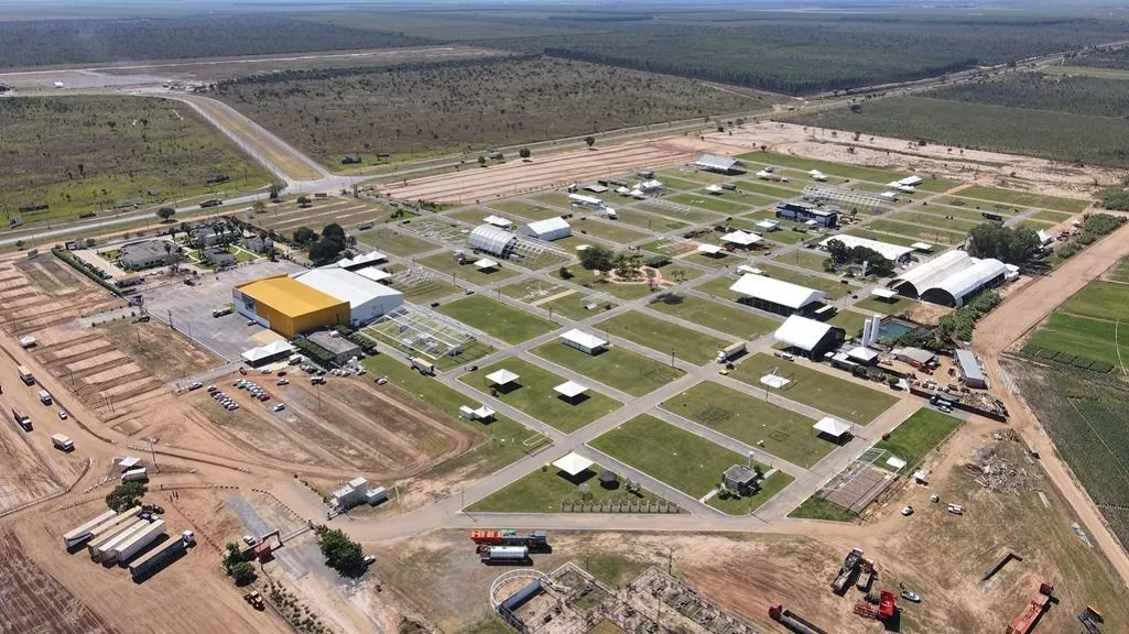 Aumento de empresas participantes fez com que início da montagem fosse antecipado