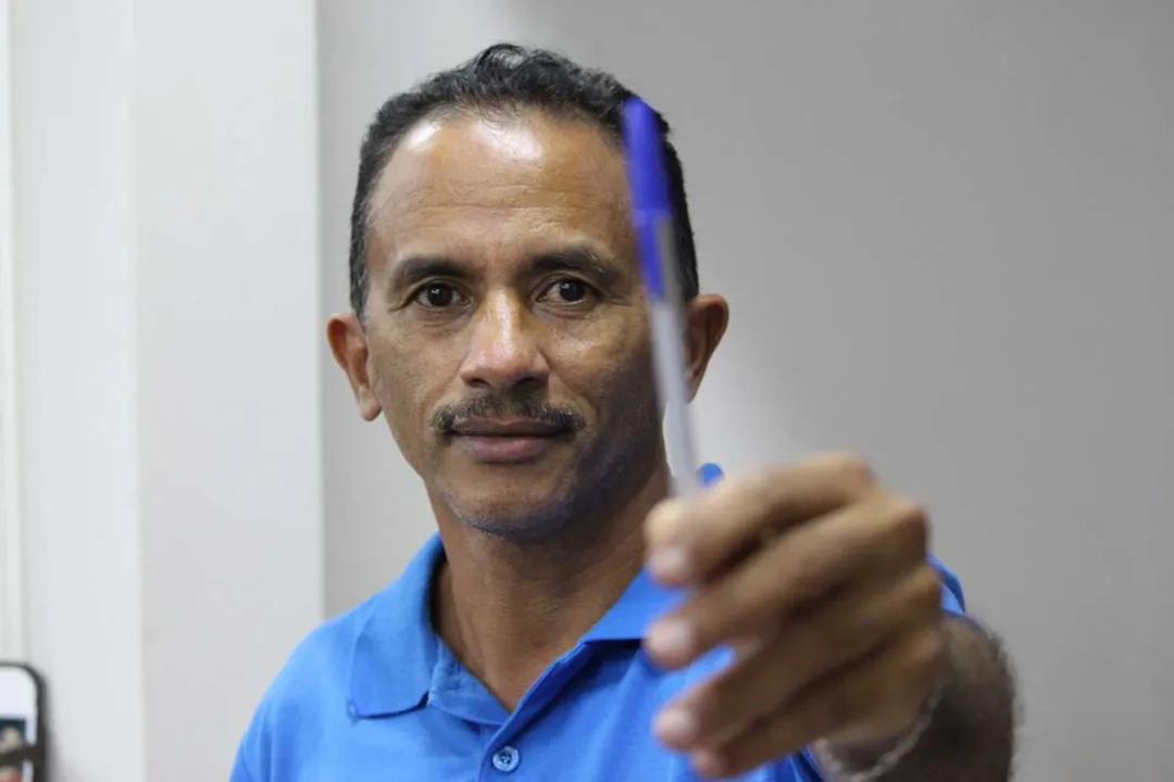 Imagem ilustrativa da imagem Manoel Gomes, do hit Caneta Azul, registra B.O contra ex-empresário