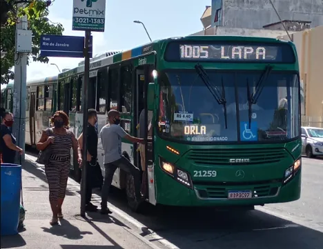 A greve dos rodoviários permanece