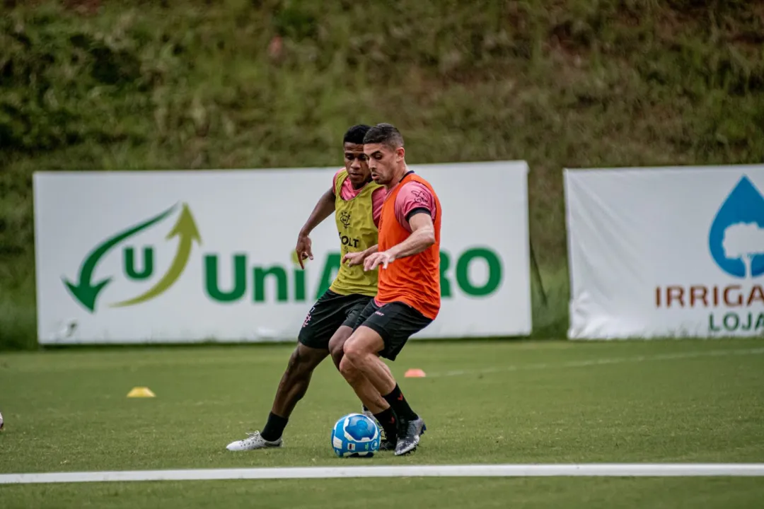 Treino desta terça-feira terminou debaixo de chuva fina