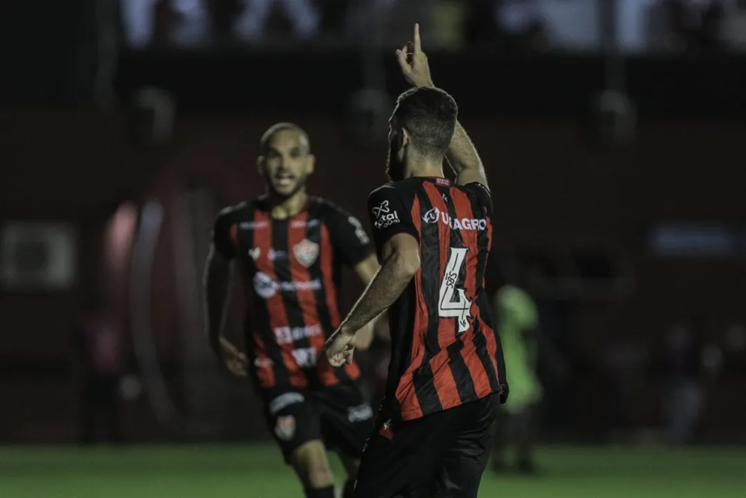 Wagner Leonardo marcou seu terceiro gol com a camisa do Vitória