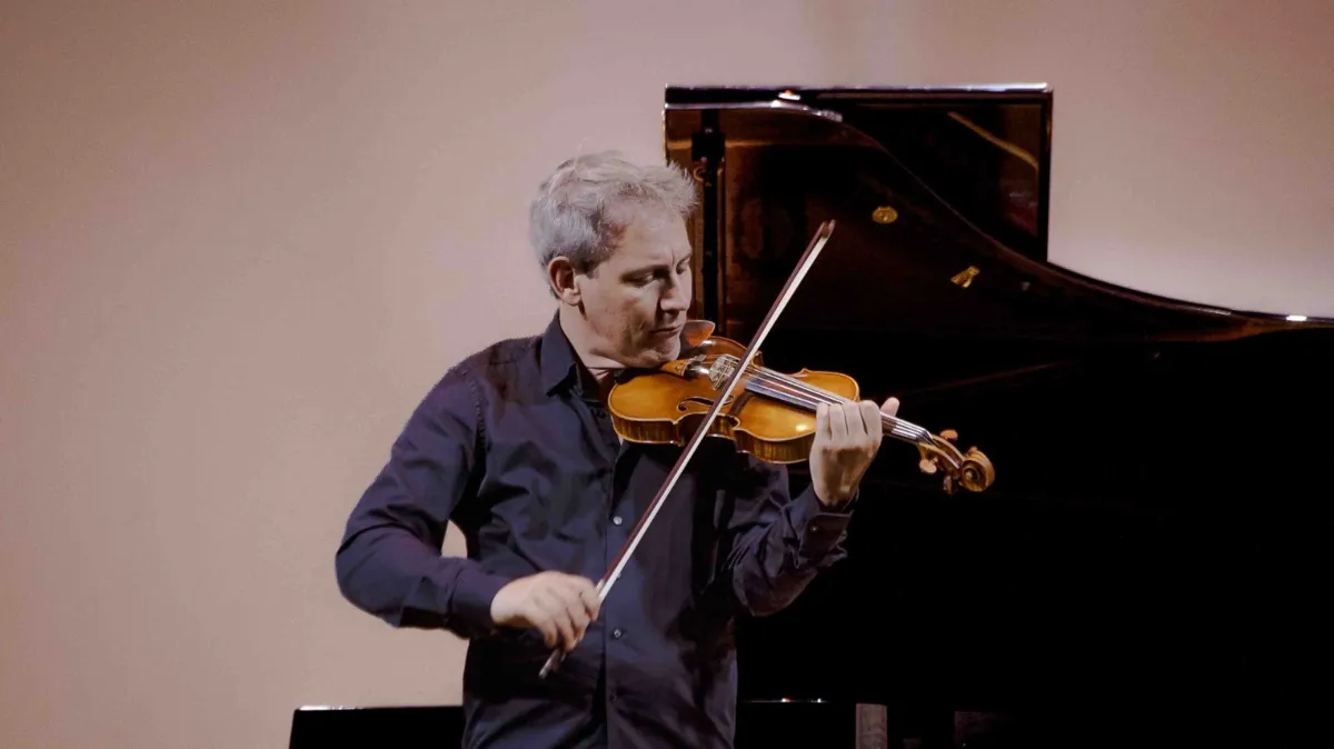 No repertório, as peças de Beethoven Concerto para violino em ré maior e Sinfonia nª 6