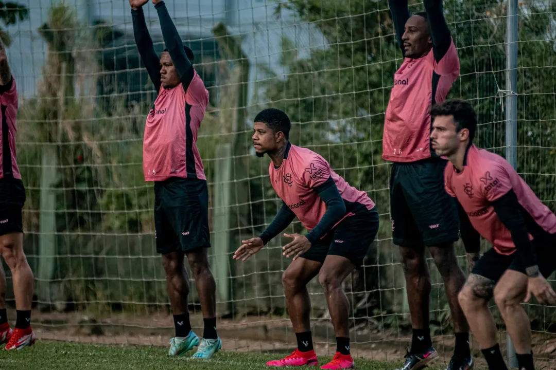 Elenco rubro-negro trabalhou no CT do Figueirense, em Palhoça