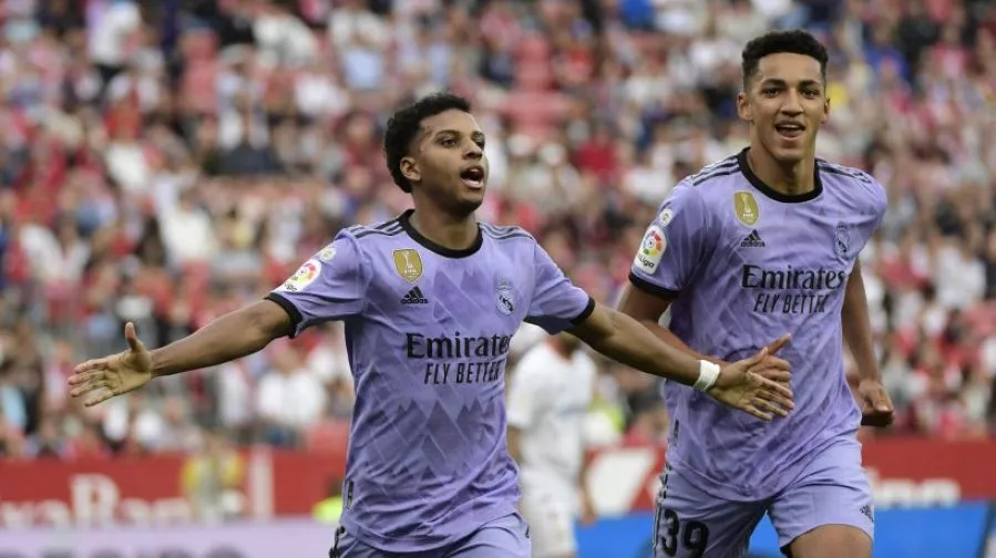 Brasileiro Rodrygo faz dois na vitória do Real Madrid contra o Sevilla