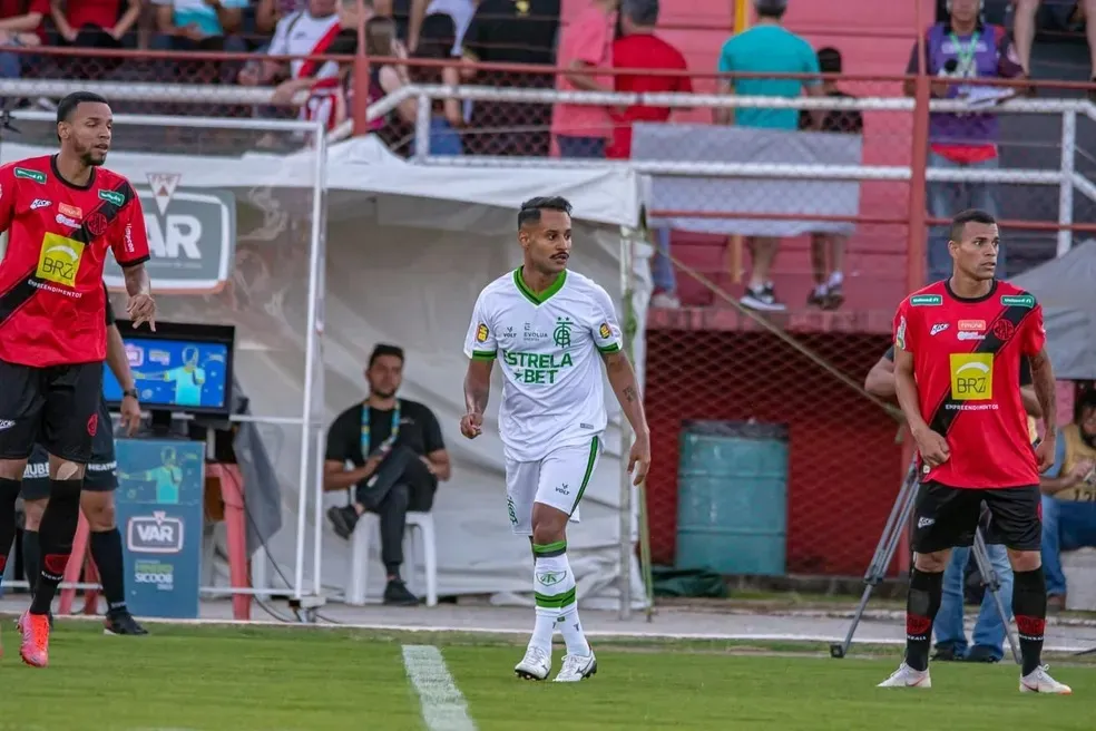 Mateus Gonçalves atuava no América desde de dezembro