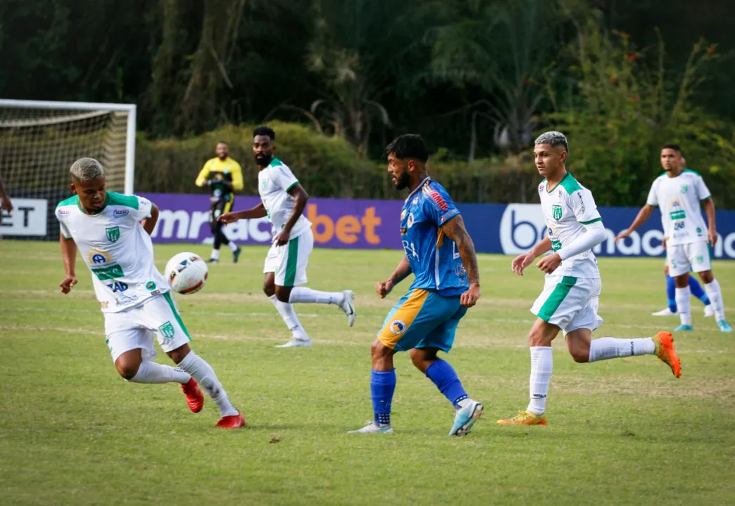 No Lomanto Júnior, Vitória da Conquista venceu o Jacobina e levou vantagem para jogo de volta