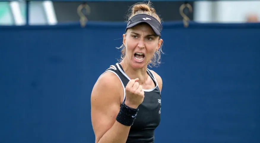 Apesar de se sair bem em Roland Garros e Wimbledon, Bia não teve o mesmo sucesso em quadras duras