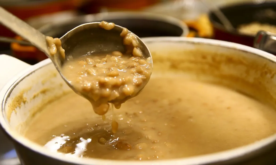 Pesquisa ainda traz que 70,3 milhões estão em situação de insegurança alimentar