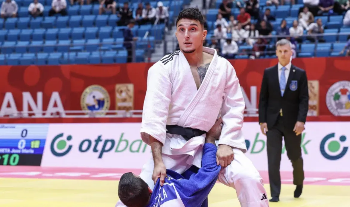 Guilherme Schimidt conquistou sua terceira medalha em um Grand Slam de judô