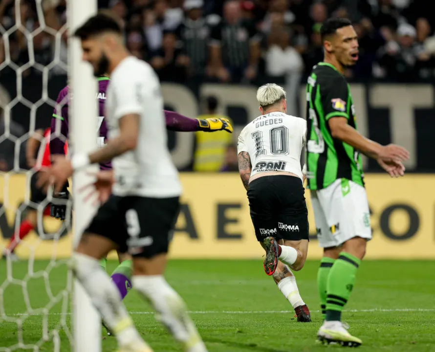 Corinthians foi o último semifinalista definido