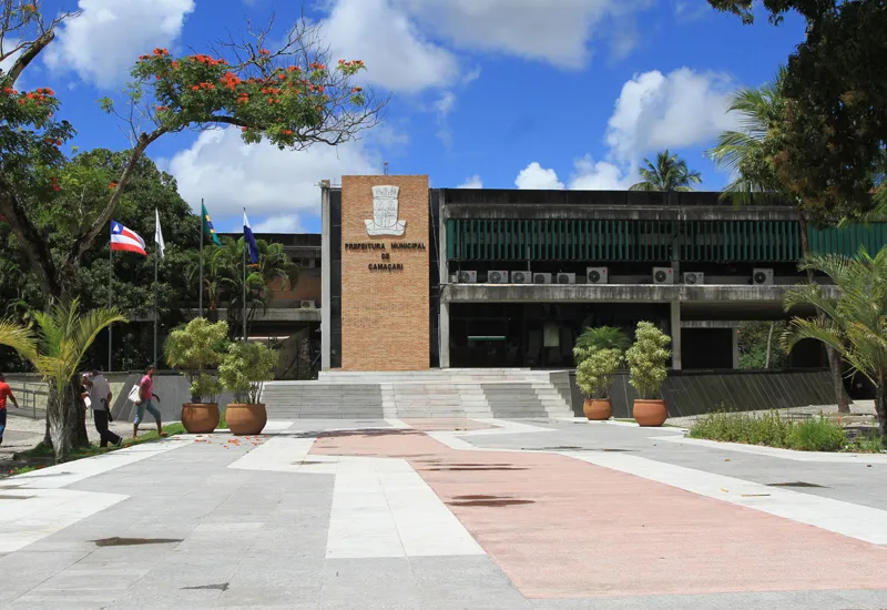 Prefeitura de Camaçari aguarda apreciação de embargos sobre nomeações de concursados