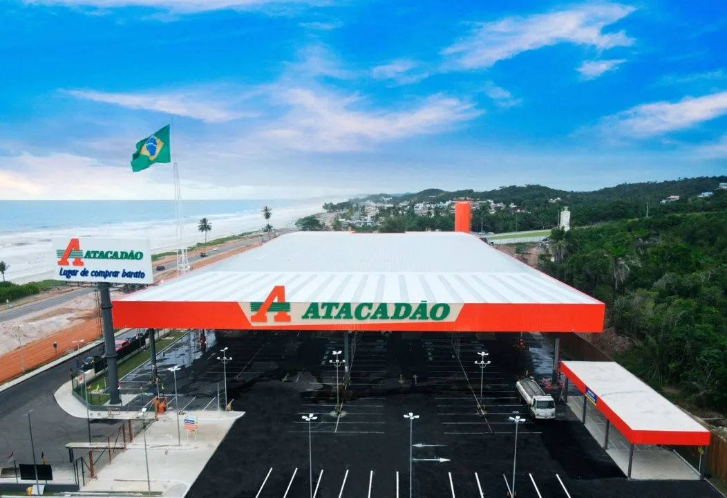 Grupo entregou duas obras de grandes redes de supermercado na Bahia em junho