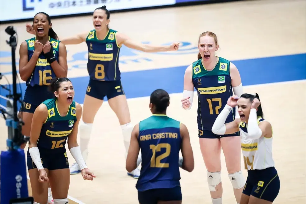 Brasil festeja ponto contra a Holanda