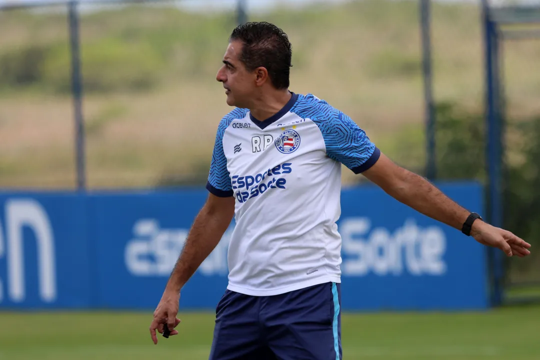 Técnico Renato Paiva terá uma série de desfalques contra o Palmeiras