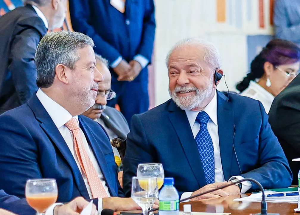 Lula e o presidente da Câmara, Arthur Lira