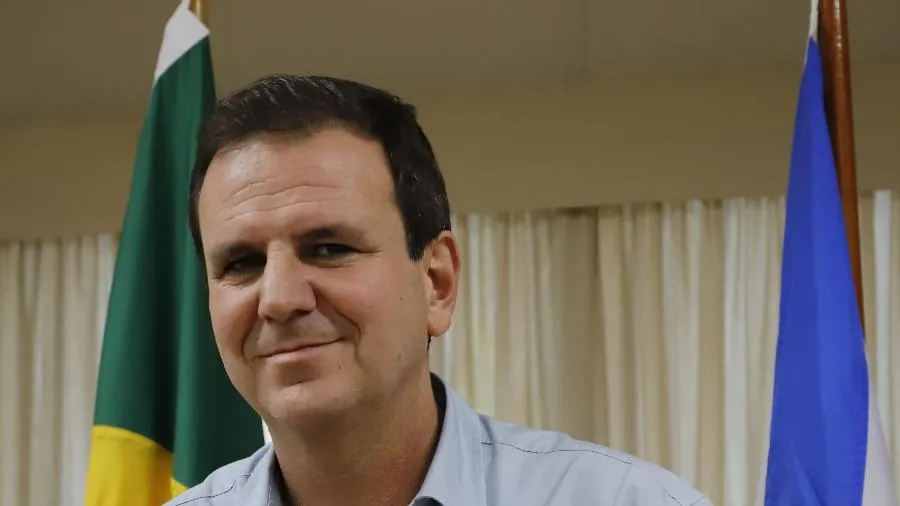 Eduardo Paes voltou ao hospital para tratamento de crise renal