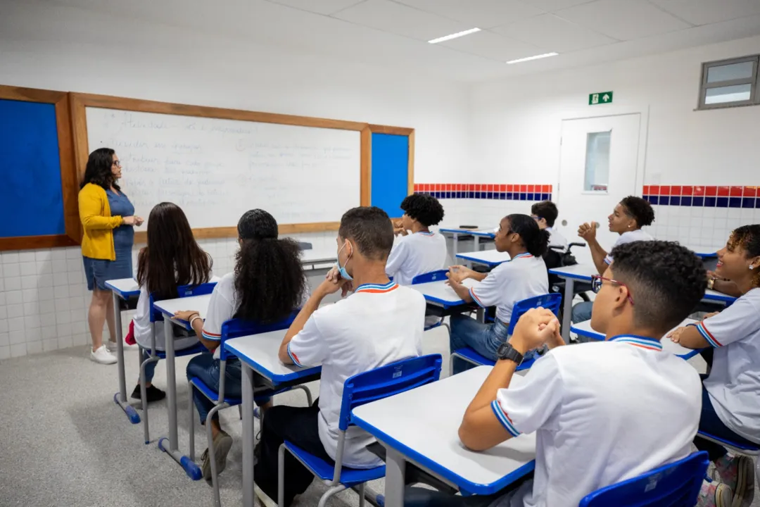 Ao todo, mais de R$ 5 bilhões estão sendo investidos na requalificação da rede física da rede estadual de ensino