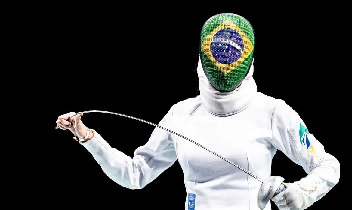Equipe feminina de esgrima consegue resultado importante em Lima, no Peru