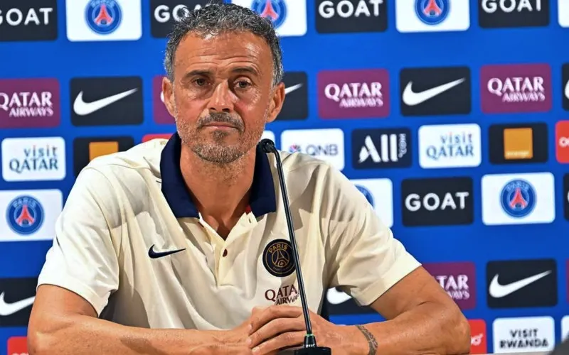 Luis Enrique afirma que saída de Neymar é positiva tanto para o jogador quanto para o PSG