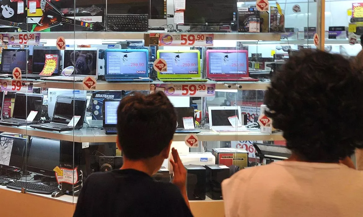 Loja pediu desculpas e devolveu valor do produto para a cliente