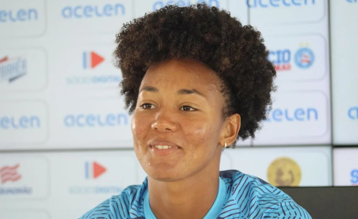 A goleira Lorrana celebra o bom momento e foca na liderança do Baianão feminino