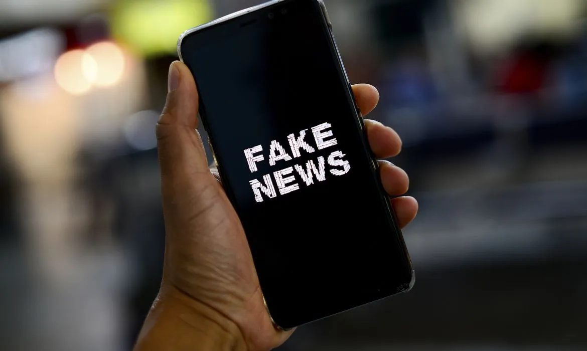 Já o gasto do Google com os anúncios contra o PL das Fake News, apenas no Facebook, foi de R$ 639 mil