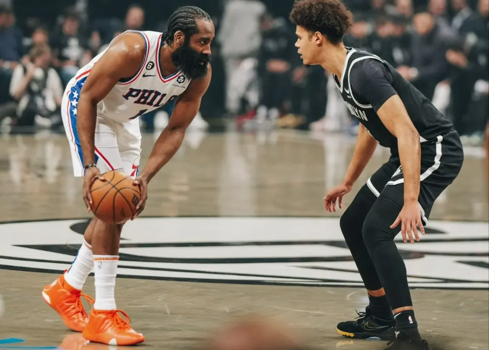 Harden caiu ainda nas semifinais de conferência da NBA