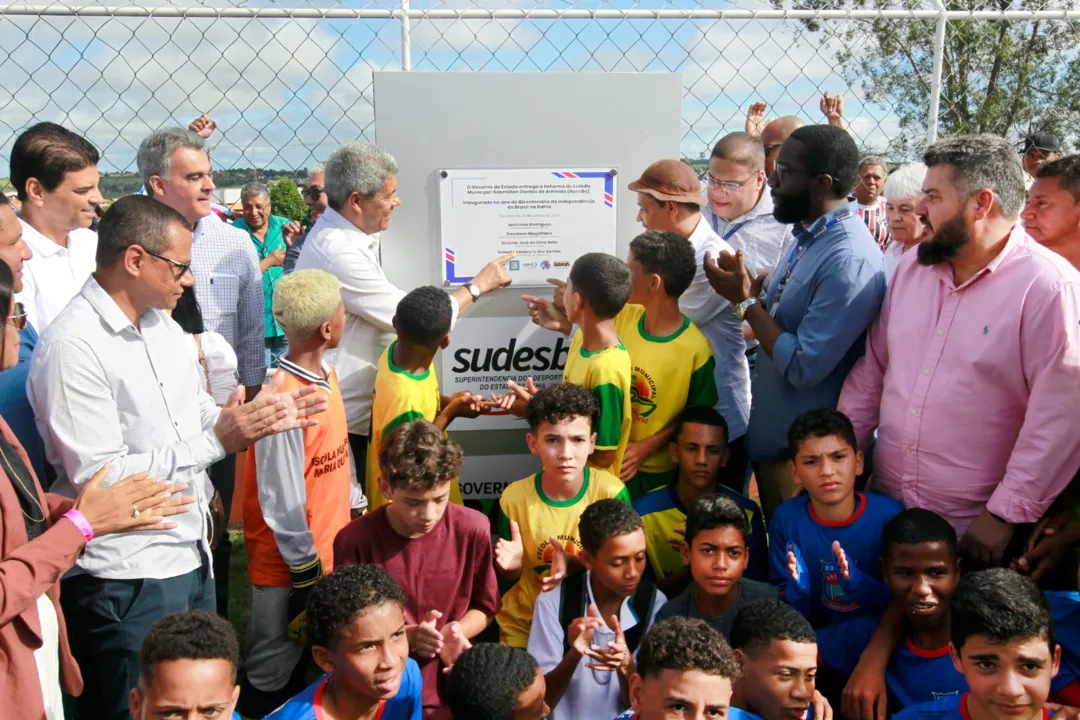 Evento de entrega das obras do Estádio Municipal Ademilton Dantas de Almeida – Russão, em Tapiramutá