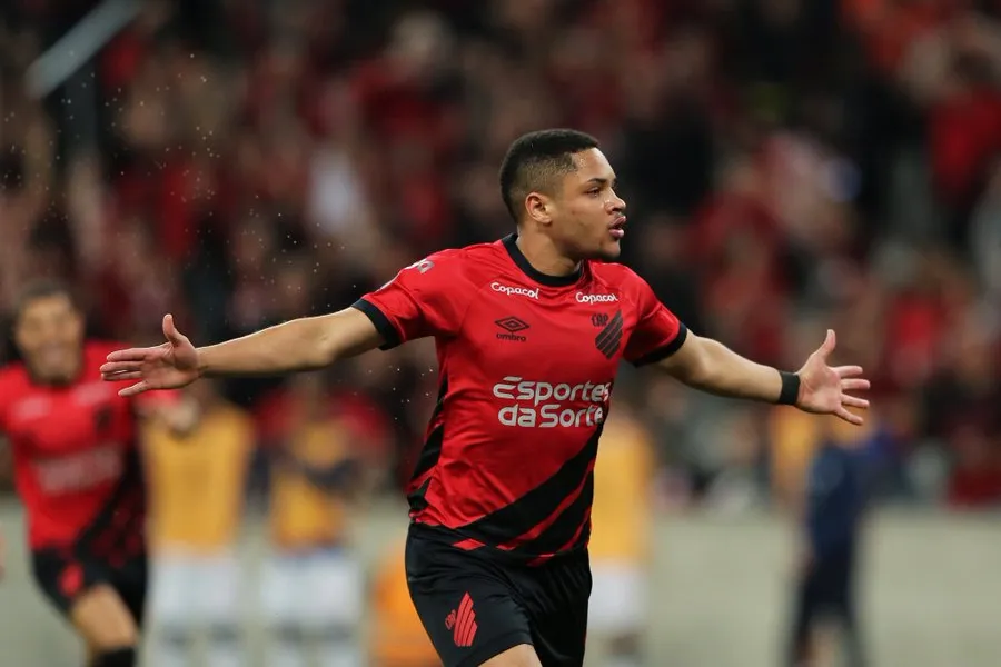 Jovem é destaque no Athletico Paranaense