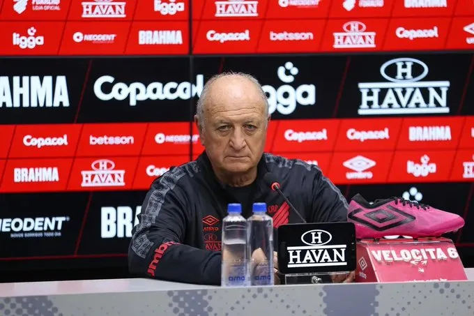 Luiz Felipe Scolari foi treinador e depois diretor técnico no Athletico Paranaense