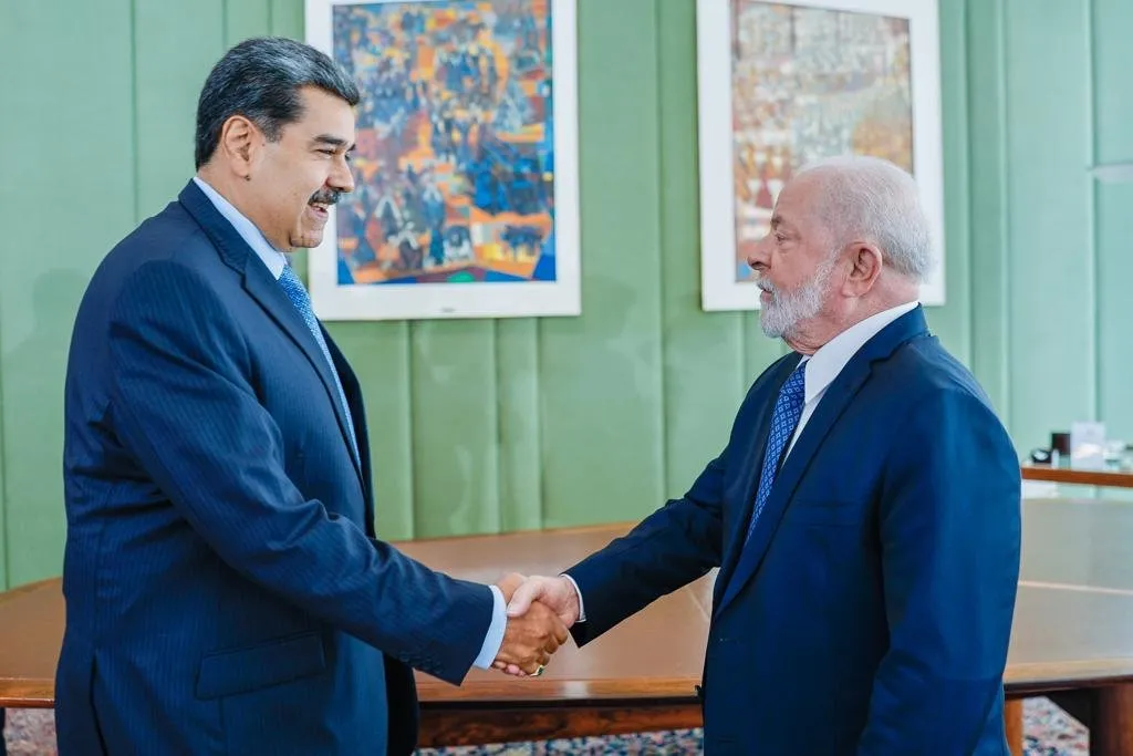 Lula recebe o presidente da Venezuela, Nicolás Maduro