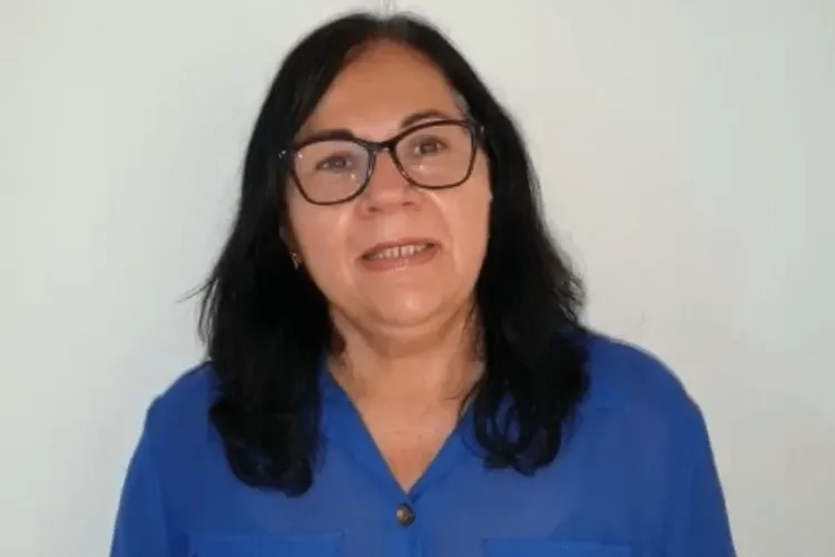 Prefeita de Guaratinga, Marlene Dantas (UB), contratou irregularmente ,desde 2021, ontratou irregularmente, pelo menos quatro escritórios de advocacia para serviços de caráter permanente em detrimento a servidor próprio