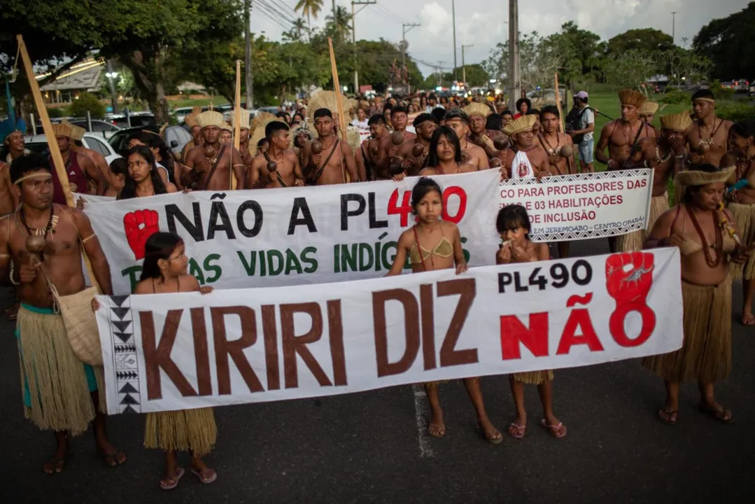 Protesto reuniu indígenas de várias aldeias