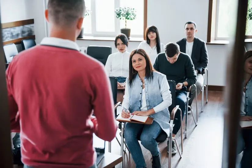 No mesmo dia, a candidata ou candidato deverá fazer a avaliação de nivelamento, que tem caráter classificatório