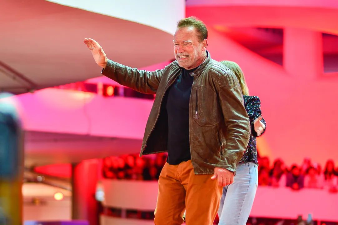 Arnold Schwarzenegger estará presente para divulgar a série de ação Fubar