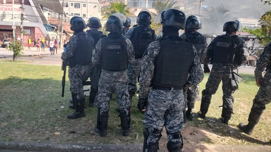 Operação da polícia na Ilha do Governador