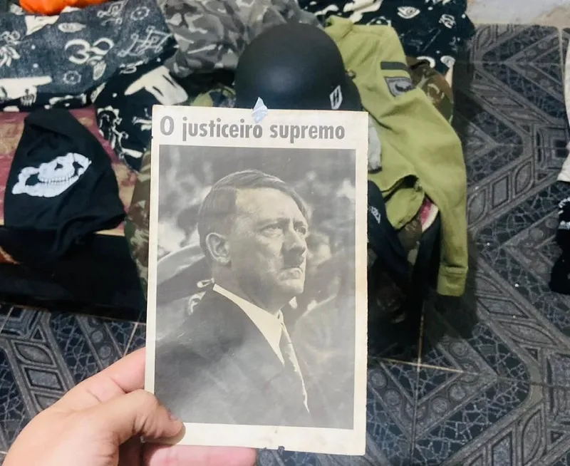 Material que faz apologia ao nazismo foi apreendido em Salvador