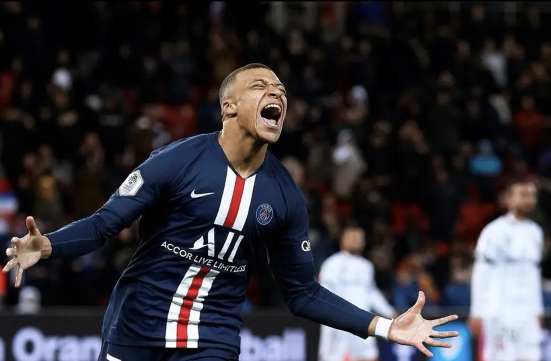 O Paris Saint Germain recebeu diversas propostas por Mbappé