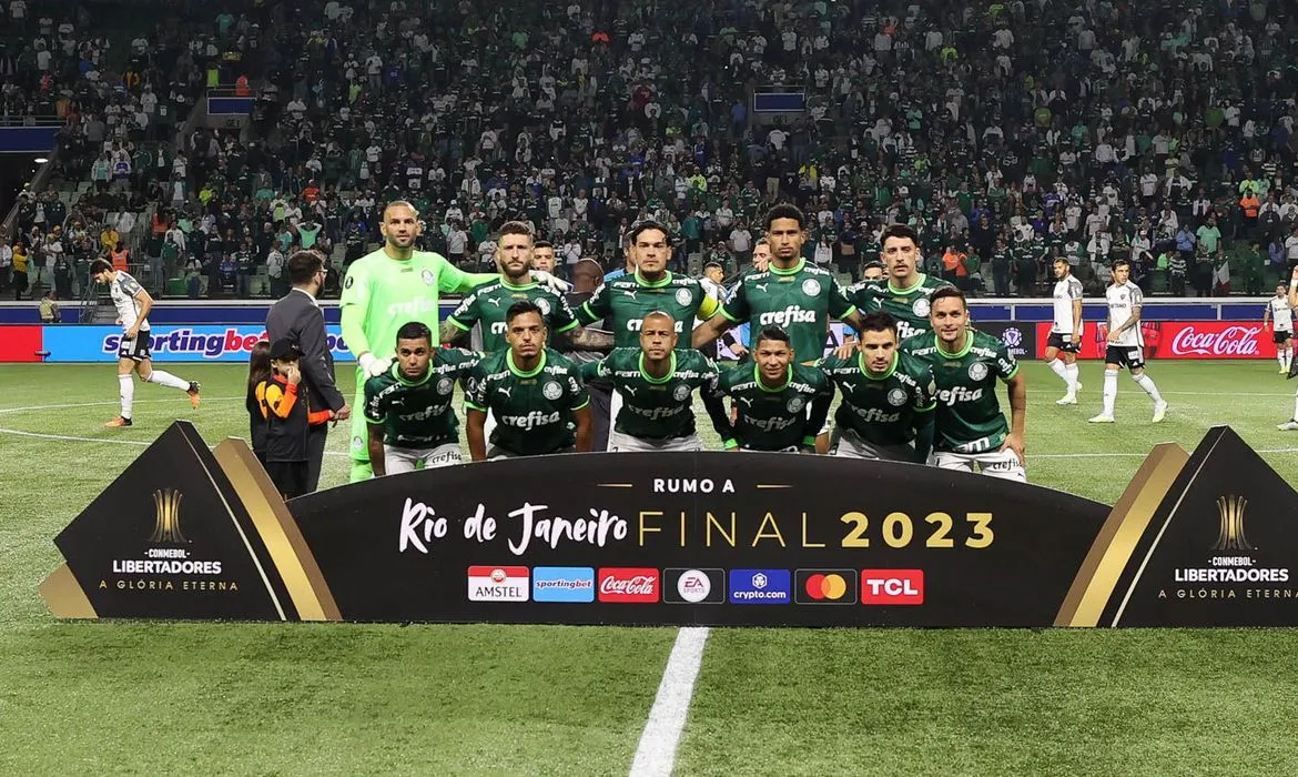 Para um confronto tão importante, Abel Ferreira deve contar com força máxima, já que Dudu e Gabriel Menino treinaram normalmente