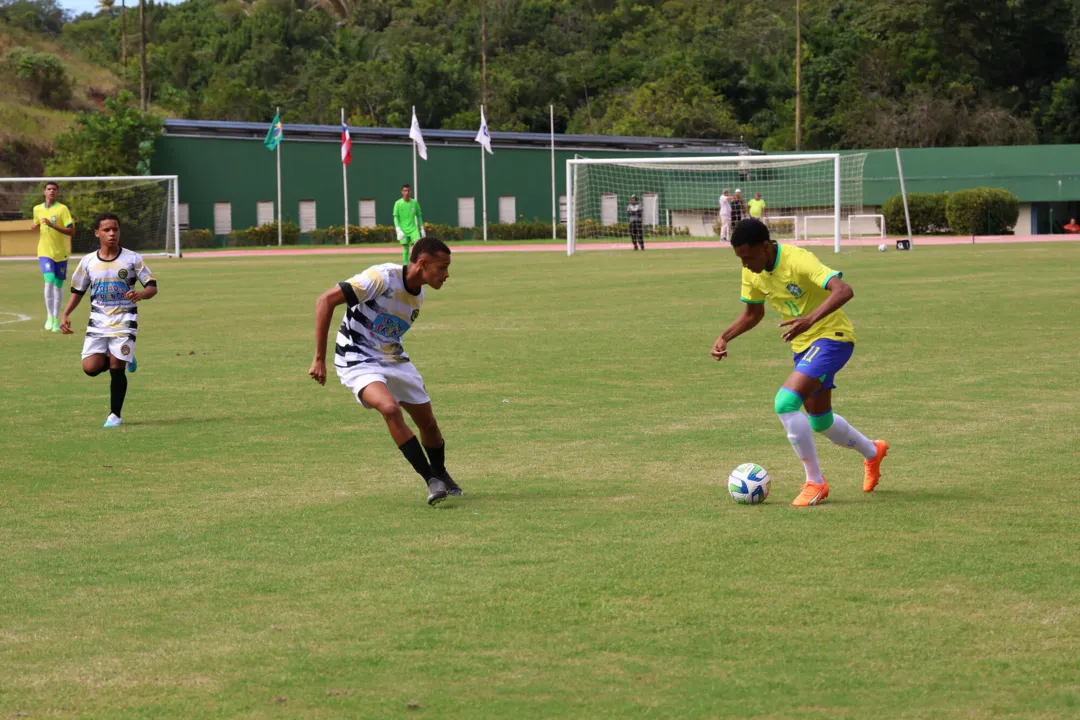 Seleção Brasileira estreou com goleada de 7 a 0 sobre o CEFAC/Maragogipe