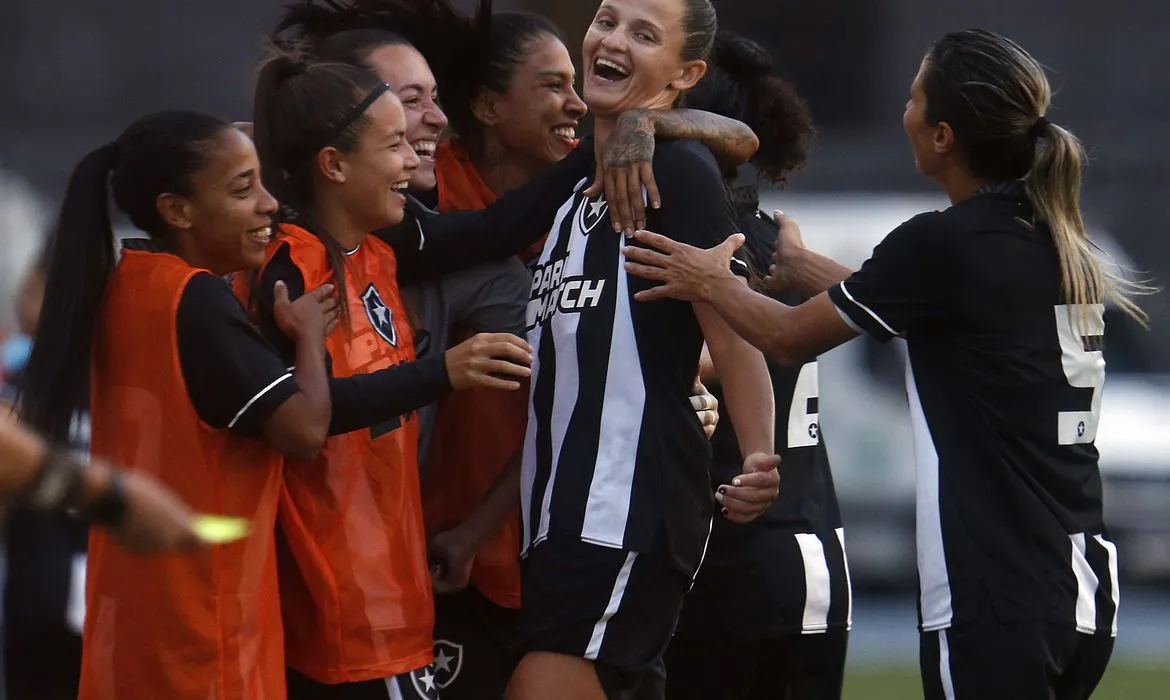 Botafogo goleou o 3B da Amazônia no segundo jogo das quartas de finais por 7 a 1