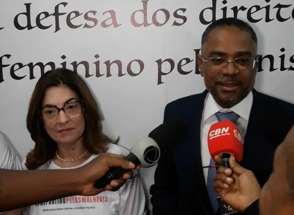 Ao lado de Rogéria Santos, Márcio Marinho fala sobre participação feminina no Republicanos