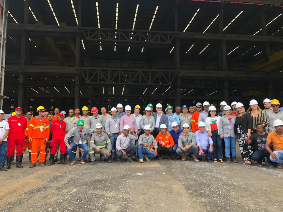 Petroleiros e parlamentares visitaram estaleiro Paraguassu: momento de retomada