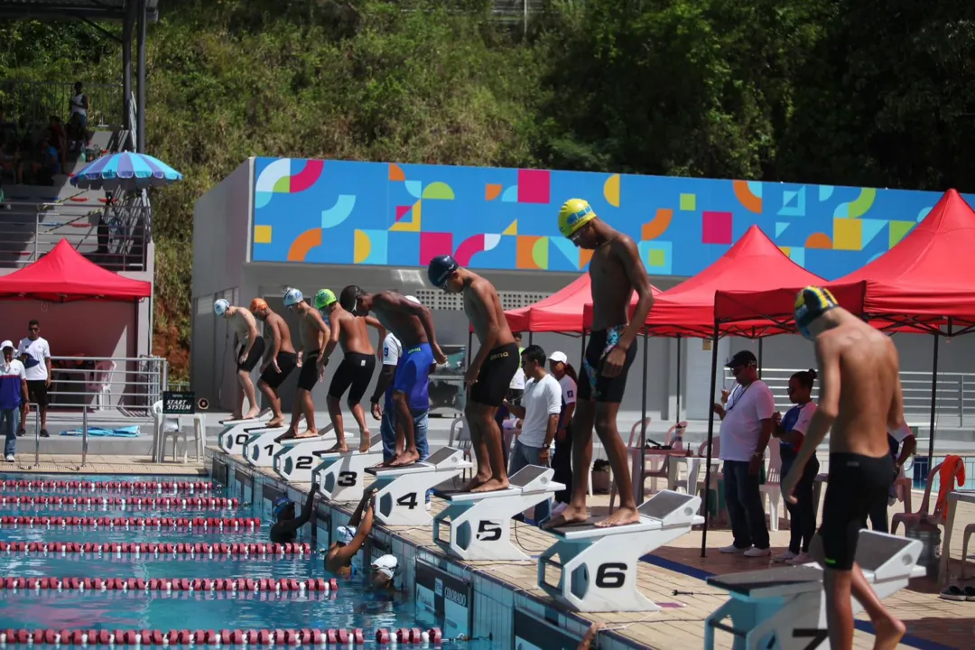 Estrelas da natação baiana também marcam presença no evento