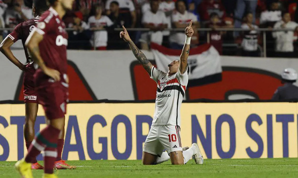 São Paulo chegou ao 6º lugar com 21 pontos na competição
